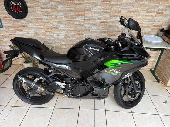 KAWASAKI NINJA 500 